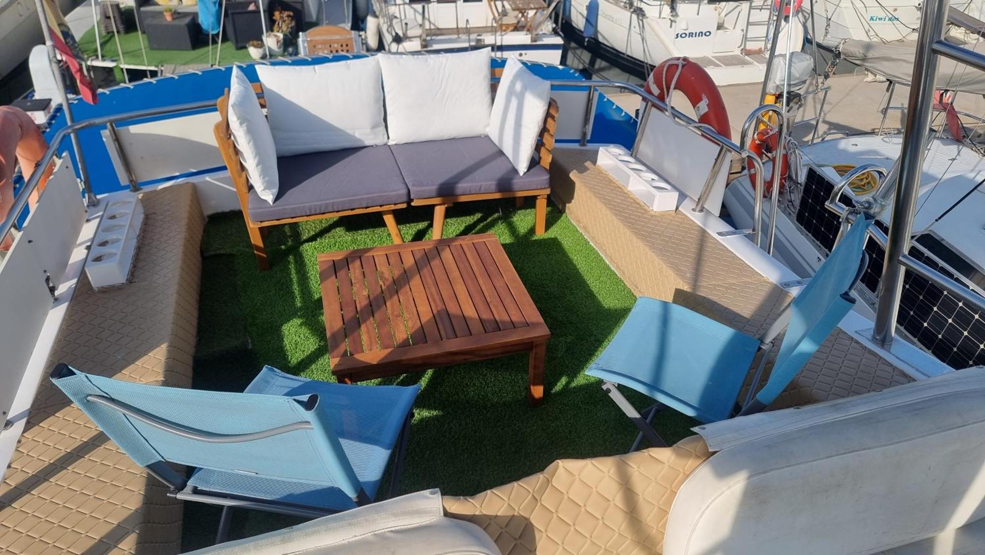 Beautiful And Comfy Boat In Barcelona With Boat Tour Option Hotell Exteriör bild
