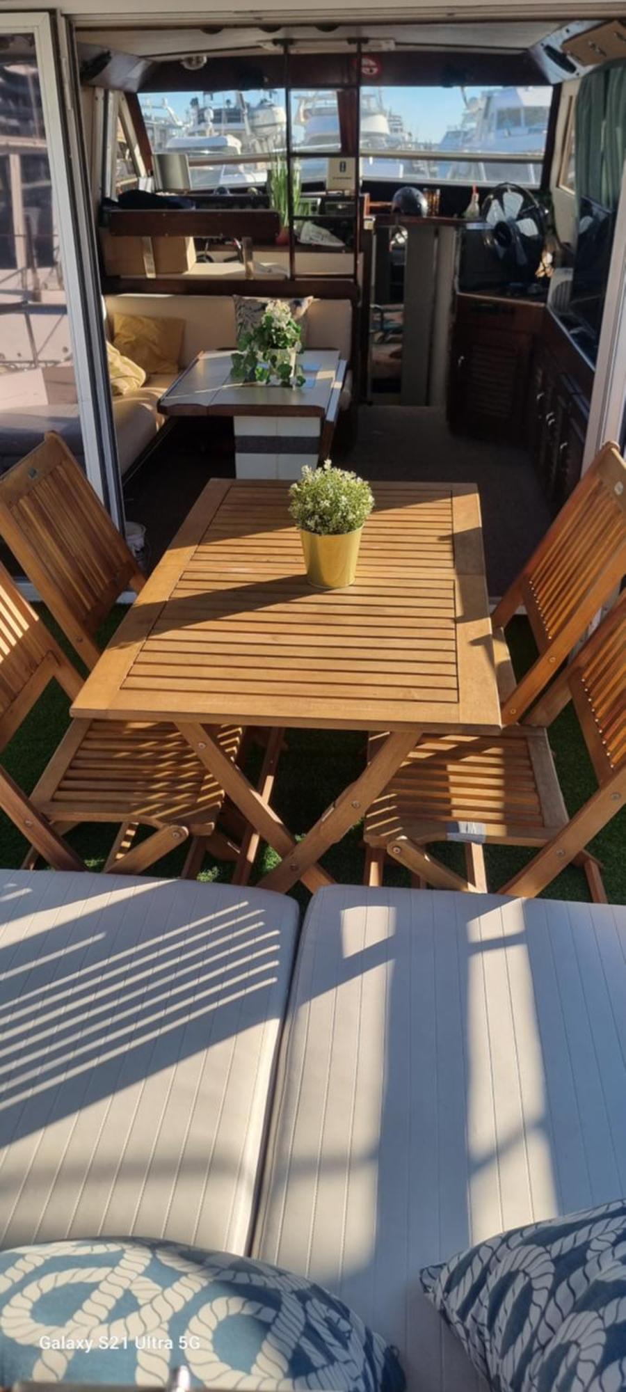 Beautiful And Comfy Boat In Barcelona With Boat Tour Option Hotell Exteriör bild
